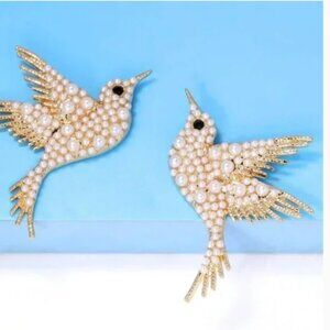⭐️❤️ FREE Bird Animal Boho Peasant Hipster Swan Hummingbird Rhinestone Earrings